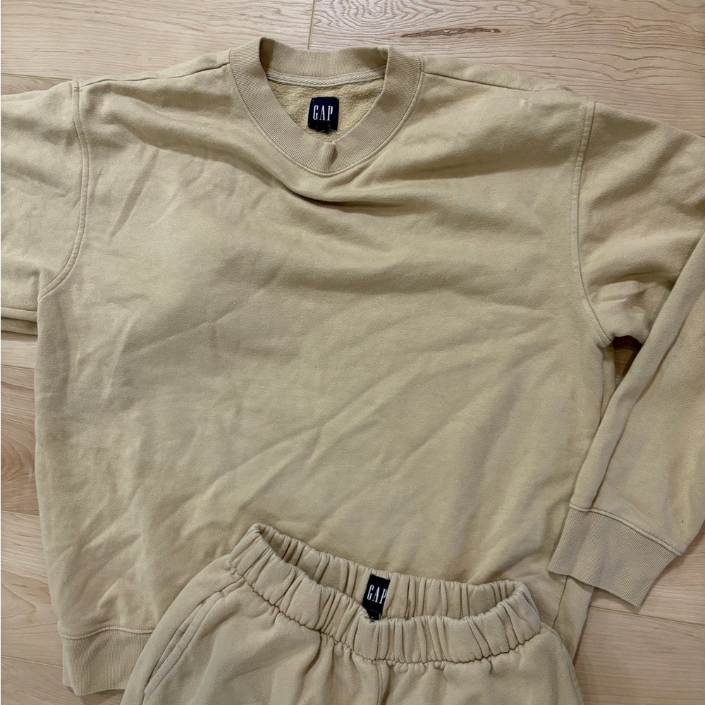 GAP Beige/Tan Crewneck Sweat Set